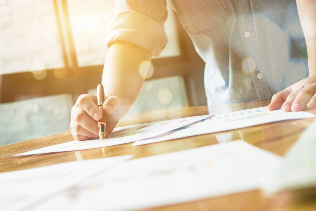 Finding Your Voice: How to Write Authentically to Engage and Retain ...
